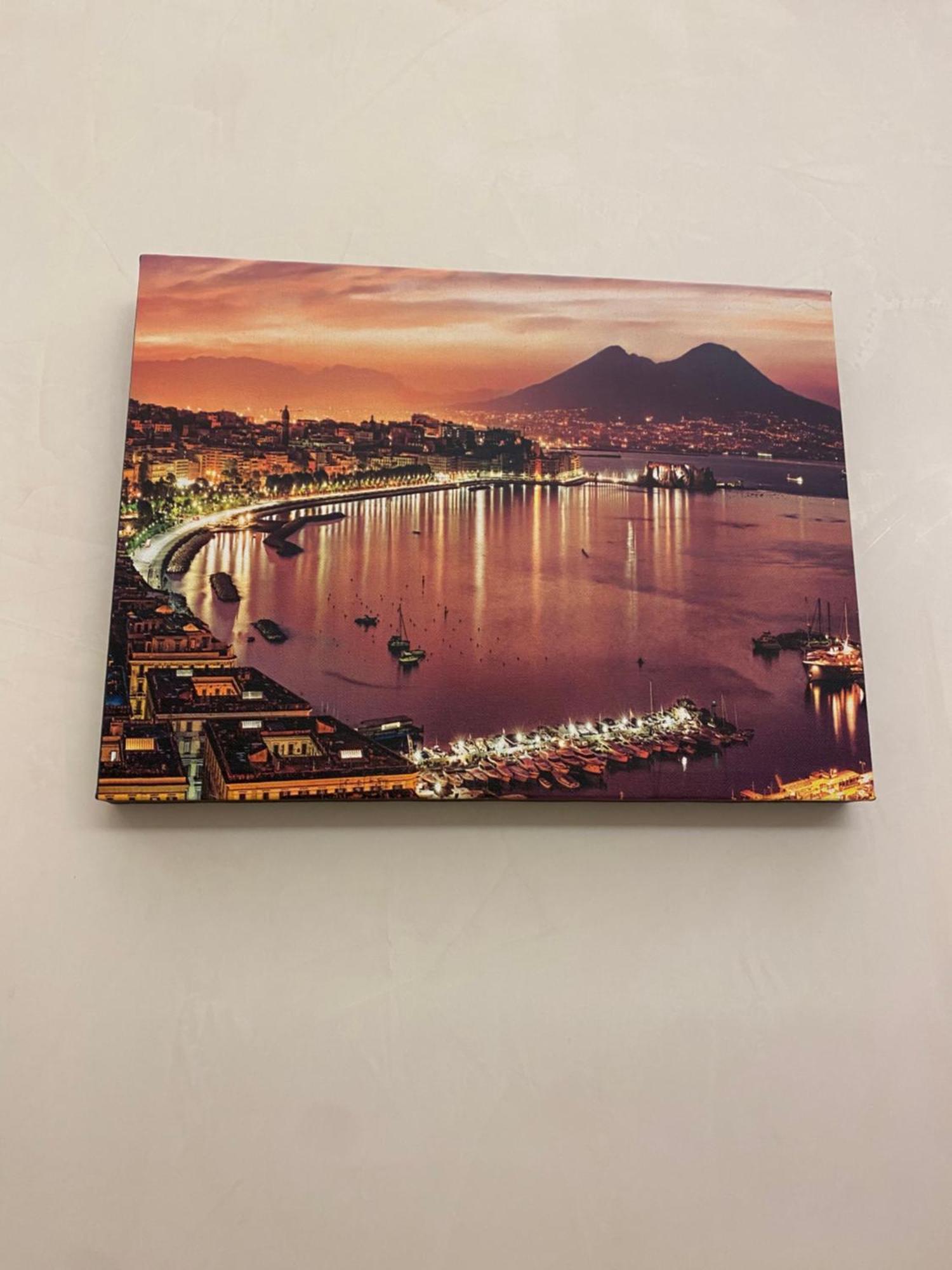 Into * Napoli